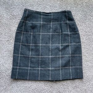 Vintage Jones New York Plaid Wool Short Skirt Womens Size 12 Petite Green Tweed